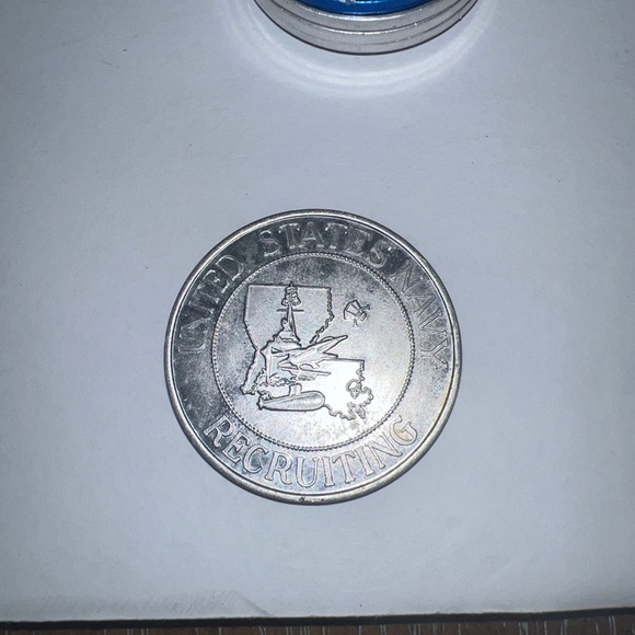 1979 NEW ORLEANS U.S. NAVY ADVENTURE RECRUITING TOKEN COINs Set Of 5 - Picture 6 of 7